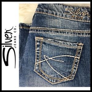 LIKE NEW SILVER JEANS EDEN FLARE